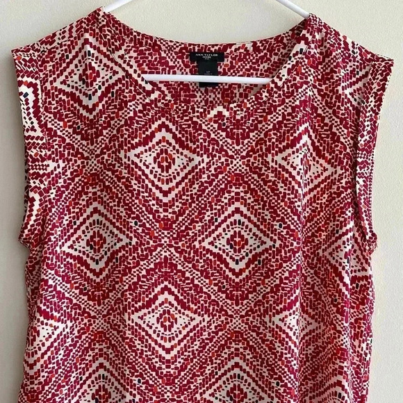 Ann Taylor Petite Red Diamond Print Speckled Tank Top, Size PMedium - Picture 2 of 16